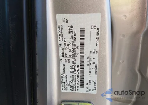 2017 Ford Escape Titanium из США, поврежденный, VIN 1FMCU0J95HUA63383